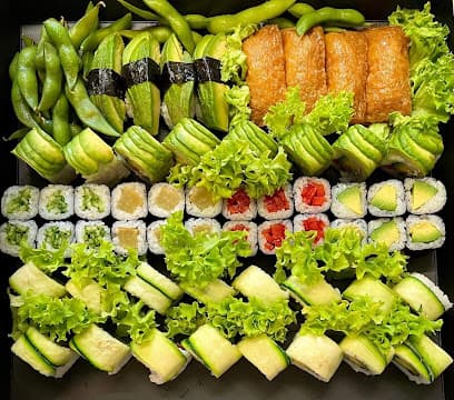 Ainu Sushi und Asiatische Küche