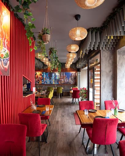 030 Ronin - Fusion & Vegan Sushi