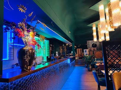 Blue Moon Sushi & Grill